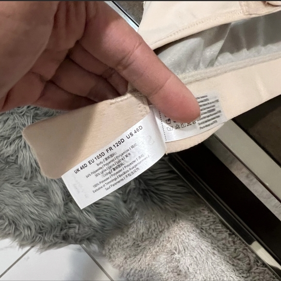 Syrokan Velcro adjustable sport Bra. Size 46D - Picture 4 of 9